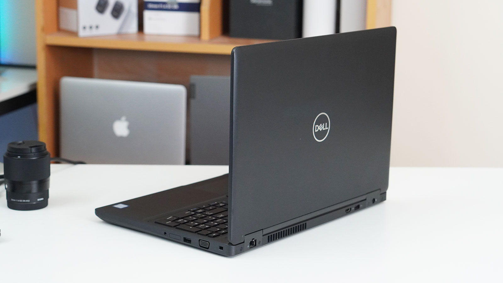 Laptop đồ họa cao cấp mỏng nhẹ Dell Precision 3530 i7 8750H, Quadro P600 4GB